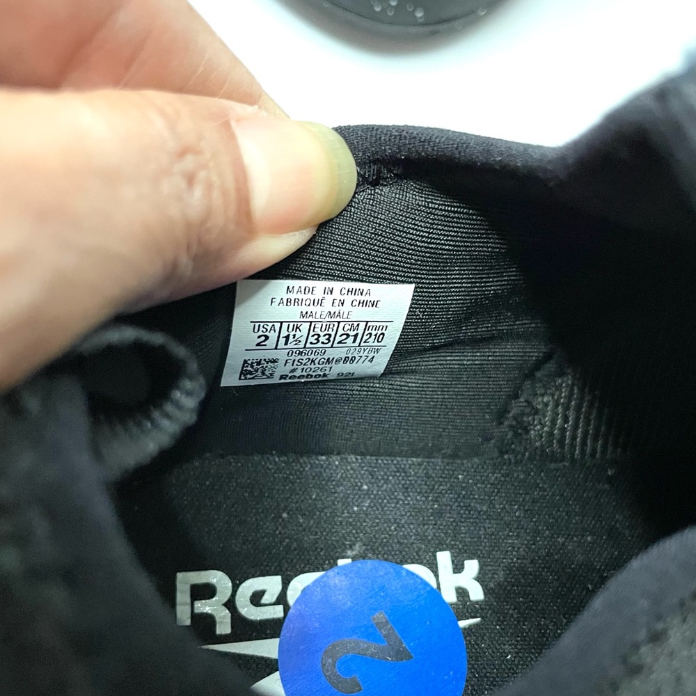 NWOT Reebok shoes - Picture 5 of 5